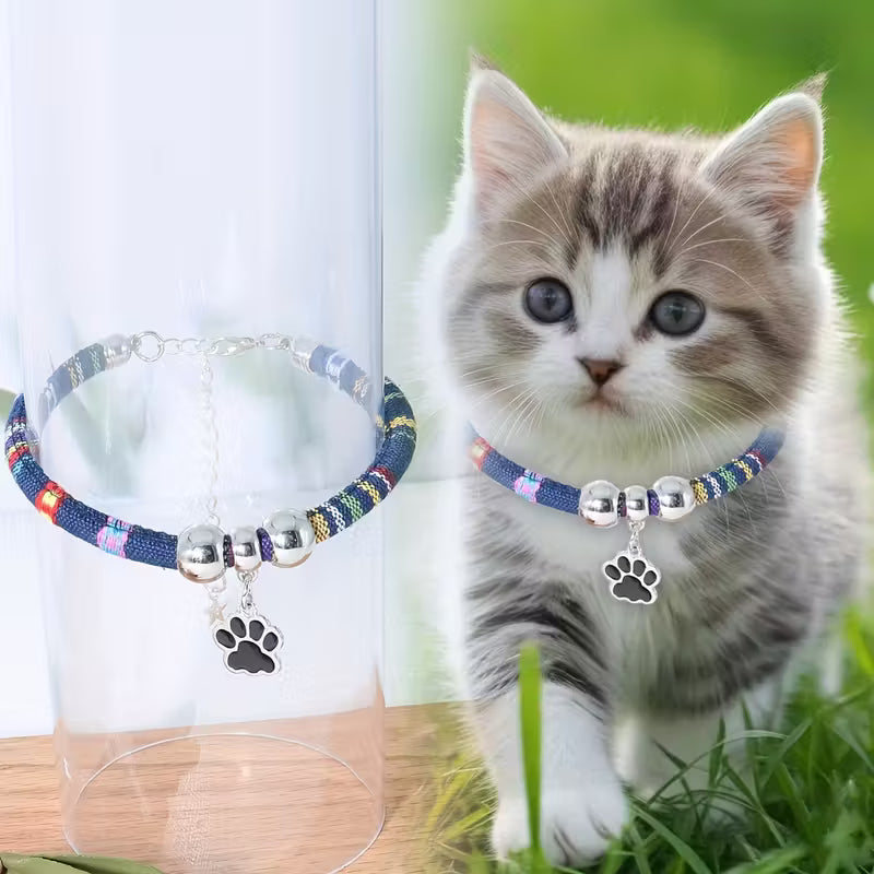 Stylish Pet Paw Collar for Cats & Dogs – Durable, Adjustable Design with Cute Black Paw Print Pendant