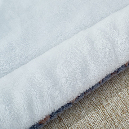Thickened Flannel Footprint Pet Mat - Winter Warm Soft Cat Dog Bed Pad