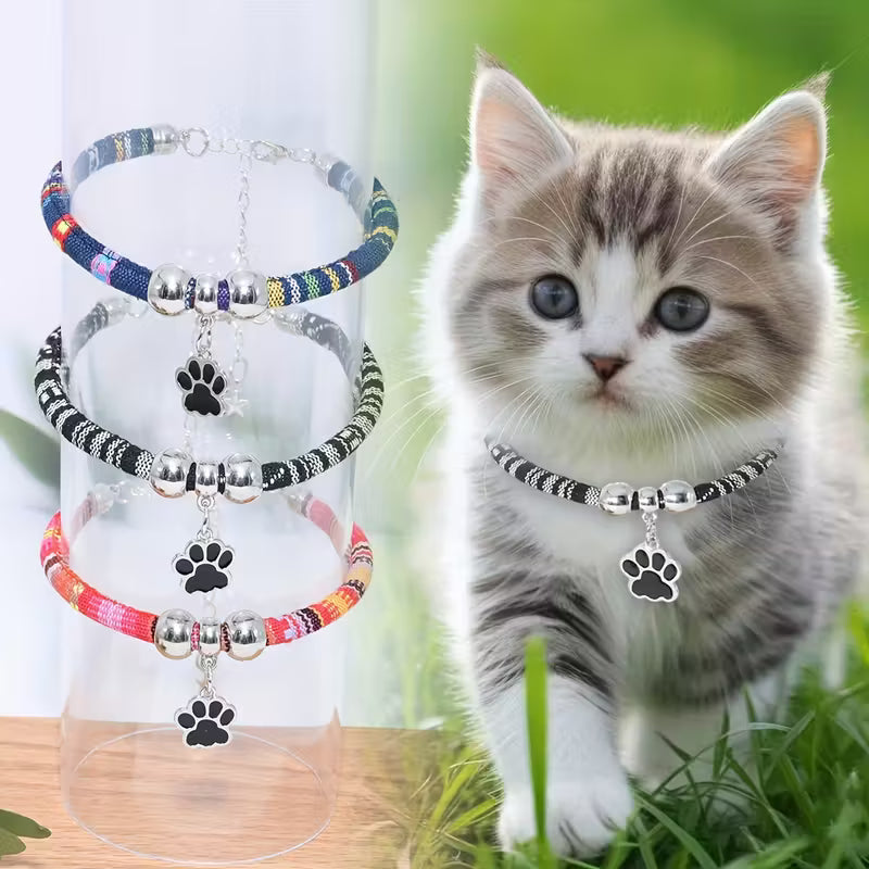 Stylish Pet Paw Collar for Cats & Dogs – Durable, Adjustable Design with Cute Black Paw Print Pendant